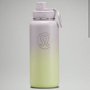 NWT Lululemon Athletica Back to Life Sport Bottle 32 Oz